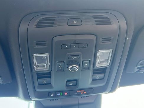 Used 2024 Cadillac Escalade Sport image 31