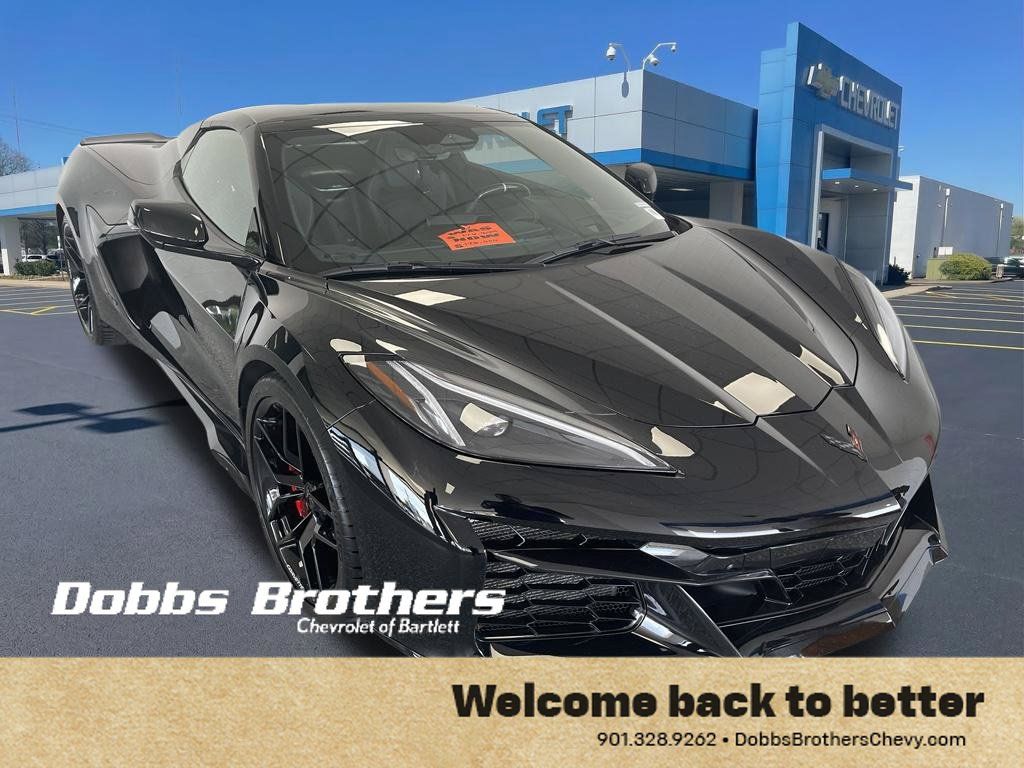 Used 2025 Chevrolet Corvette Z06 RWD image 9