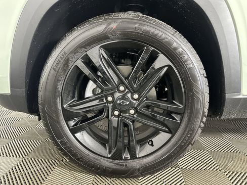 New 2026 Chevrolet Trax ACTIV w/ Sunroof Package FWD image 31