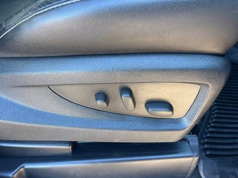 Used 2014 GMC Sierra 1500 SLT w/ SLT Crew Cab Value Package image 51