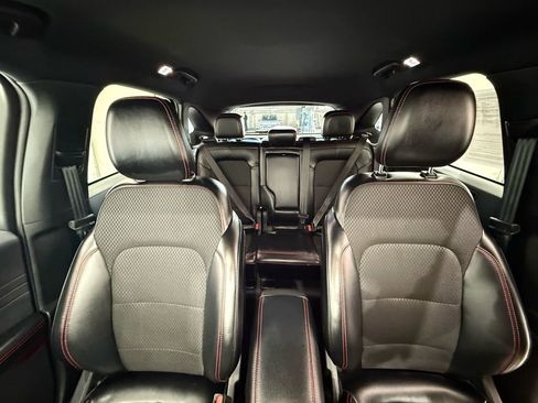 Used 2025 Ford Escape ST-Line image 29