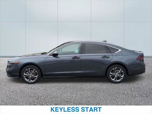 Used 2023 Honda Accord EX image 10