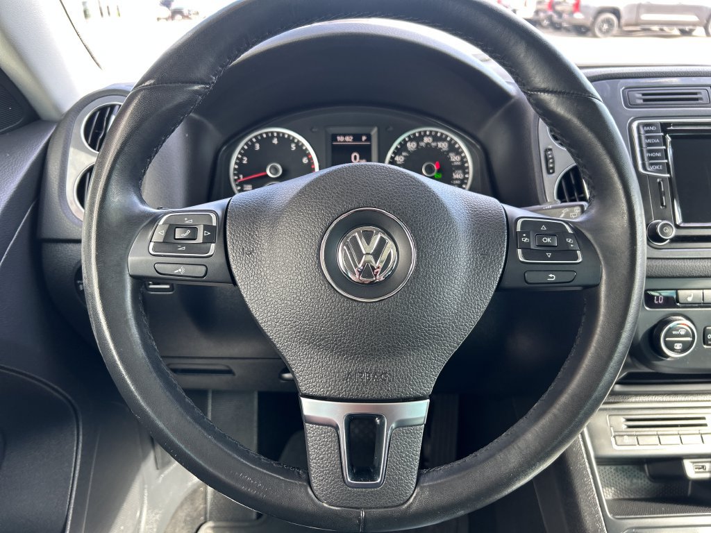 Used 2017 Volkswagen Tiguan Sport AWD/4WD image 21