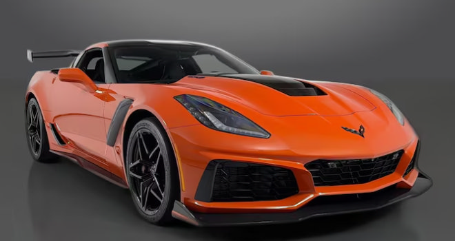 Used 2019 Chevrolet Corvette ZR1 RWD image 2