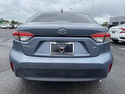 Used 2023 Toyota Corolla LE FWD image 5