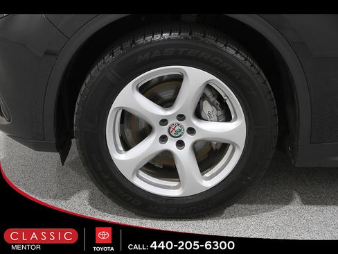Used 2020 Alfa Romeo Stelvio Sport w/ Cold Weather Package AWD/4WD image 22