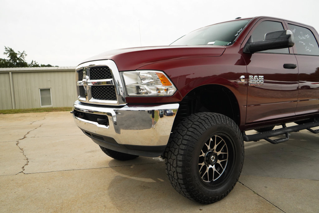 Used 2017 RAM 2500 Tradesman w/ Chrome Appearance Group AWD/4WD image 18