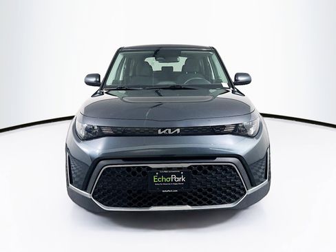 Used 2025 Kia Soul LX w/ LX Technology Package image 2