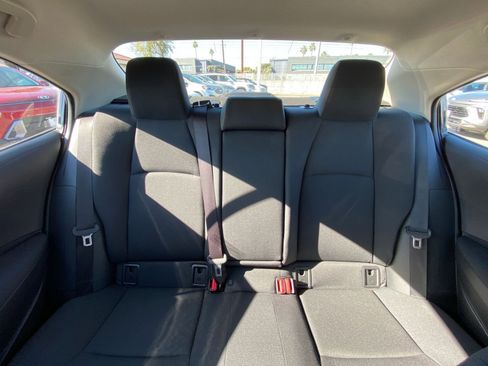 Used 2025 Toyota Corolla LE image 38