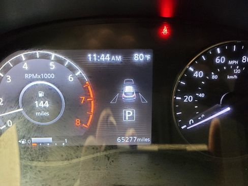 Used 2021 Nissan Kicks SV FWD image 23