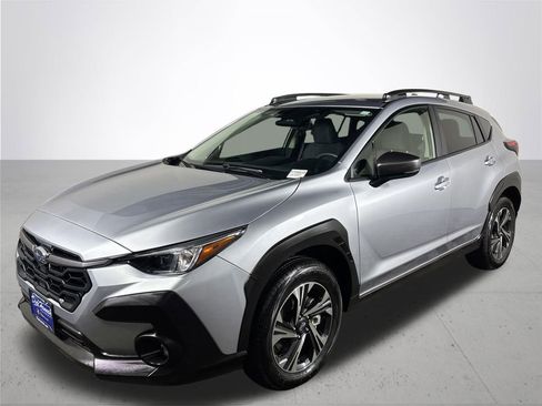 Certified 2025 Subaru Crosstrek 2.0i Premium w/ Crosstrek Mirror Package image 2