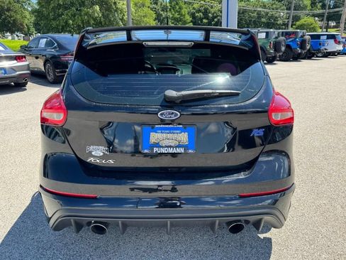 Used 2017 Ford Focus RS AWD/4WD image 4