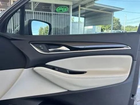 Used 2021 Buick Enclave Essence FWD image 24
