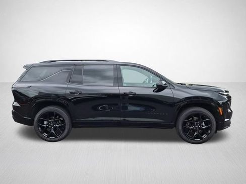 Used 2024 Chevrolet Traverse RS w/ LPO, Floor Liner Package AWD/4WD image 11