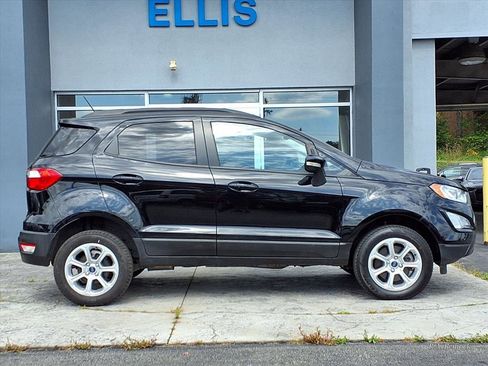 Used 2021 Ford EcoSport SE image 2