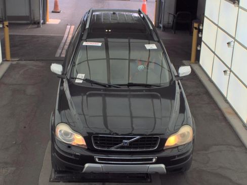 Used 2012 Volvo XC90 3.2 R-Design image 2