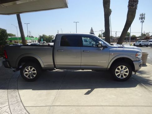 Used 2022 RAM 2500 Laramie AWD/4WD image 10