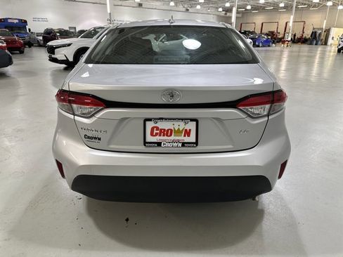 Used 2025 Toyota Corolla LE image 7