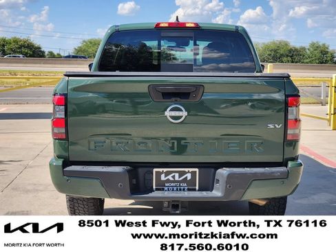 Used 2024 Nissan Frontier SV w/ SV Convenience Package RWD image 5