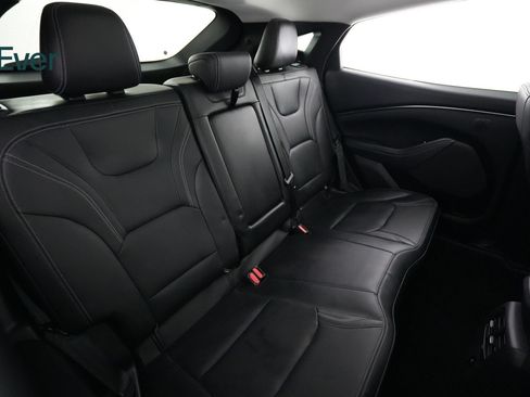 Used 2025 Ford Mustang Mach-E Premium AWD/4WD image 5