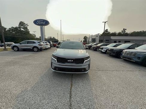 Used 2022 Kia Sorento SX AWD/4WD image 9
