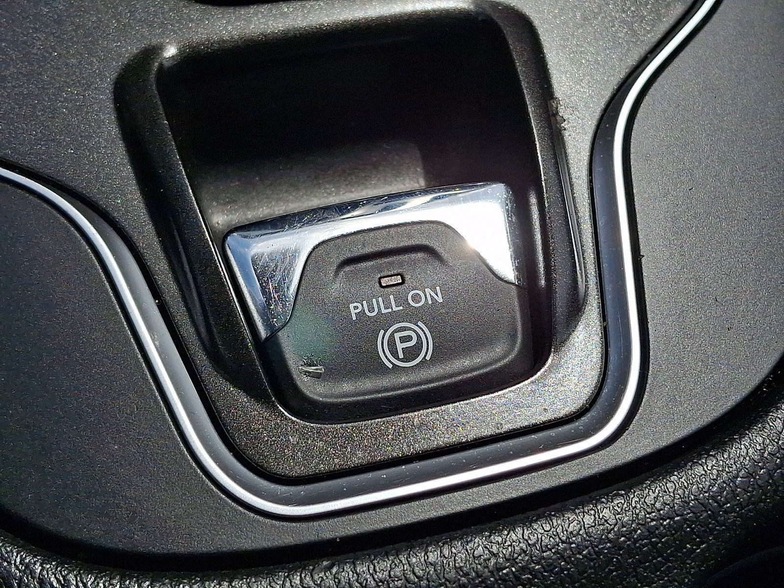 Used 2019 Jeep Cherokee Trailhawk AWD/4WD image 24