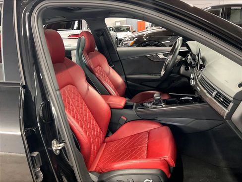 Used 2023 Audi S4 Premium Plus w/ Premium Plus Package image 10