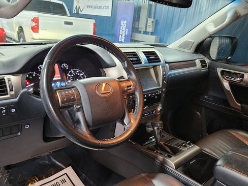 Used 2015 Lexus GX 460 image 10