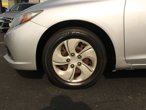 Used 2015 Honda Civic LX image 3