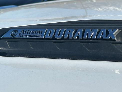 Used 2024 Chevrolet Silverado 2500 LT AWD/4WD image 15