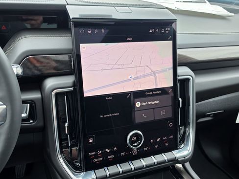 New 2026 GMC Yukon Elevation w/ Elevation Premium Package AWD/4WD image 21