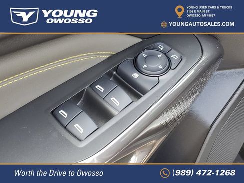 Used 2025 Chevrolet Trax ACTIV w/ Sunroof Package FWD image 23