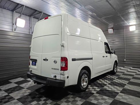 Used 2019 Nissan NV 2500 SV image 5