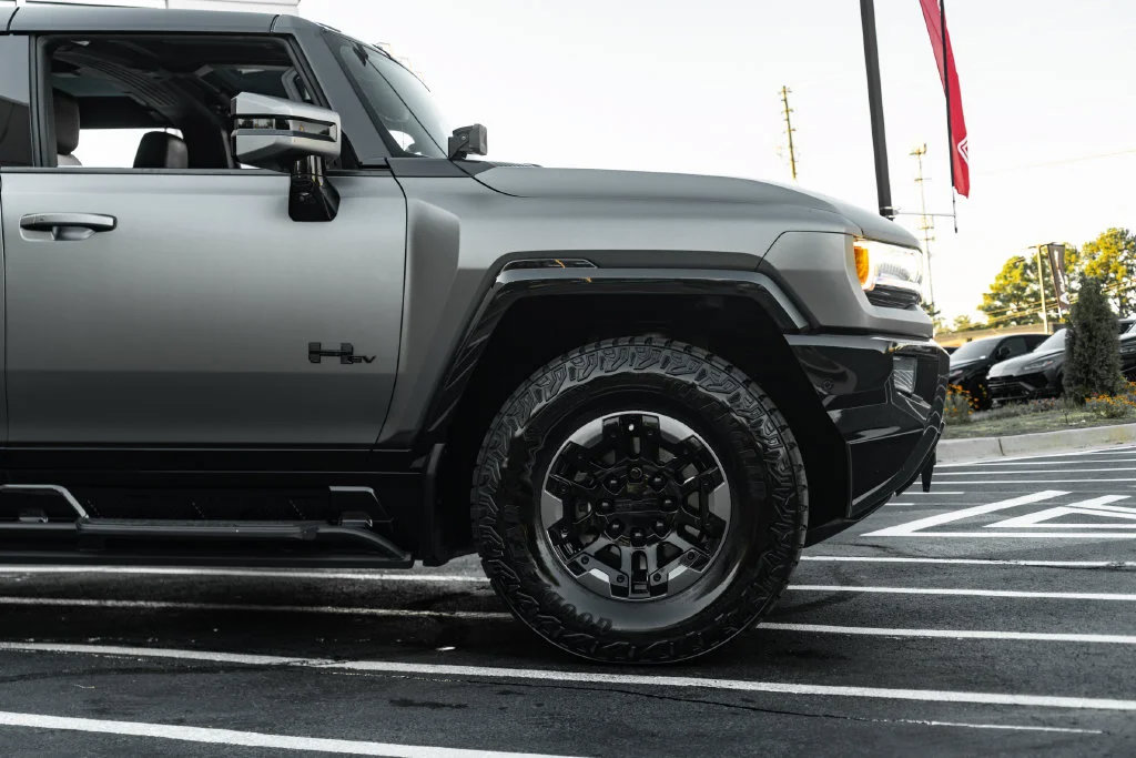 Used 2022 GMC Hummer EV Edition 1 w/ LPO, Illumination Package AWD/4WD image 8