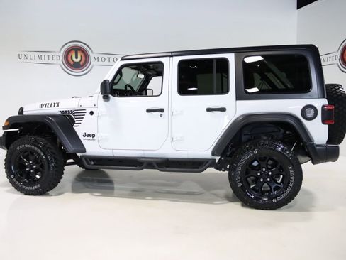 Used 2020 Jeep Wrangler Unlimited Sport image 32