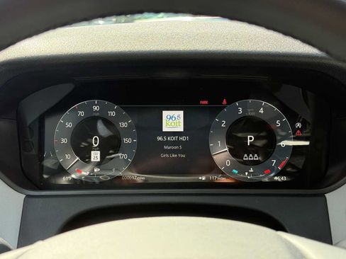 New 2026 Land Rover Range Rover Velar Dynamic SE image 21