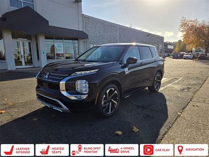 New 2025 Mitsubishi Outlander SE