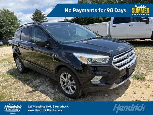 Used 2017 Ford Escape SE w/ Equipment Group 201A AWD/4WD image 1