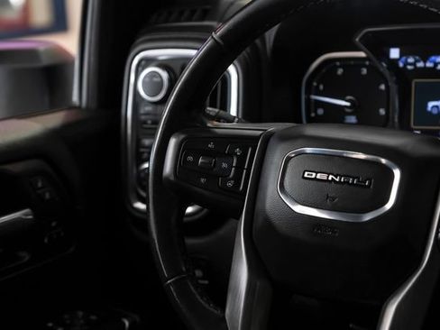 Used 2022 GMC Sierra 3500 Denali w/ Denali Ultimate Package AWD/4WD image 19