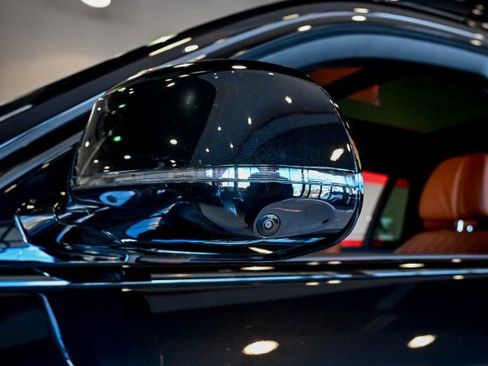 Used 2023 BMW X7 xDrive40i w/ Executive Package image 49