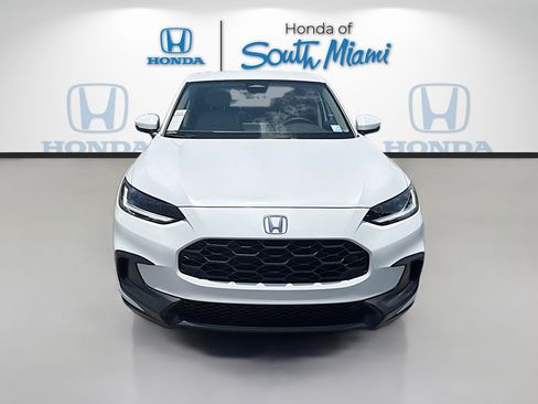 New 2027 Honda HR-V LX image 2