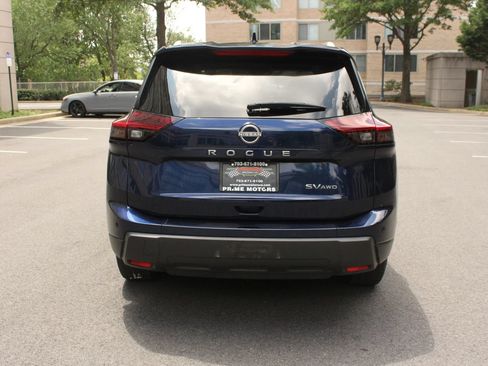 Used 2024 Nissan Rogue SV w/ SV Premium Package AWD/4WD image 8