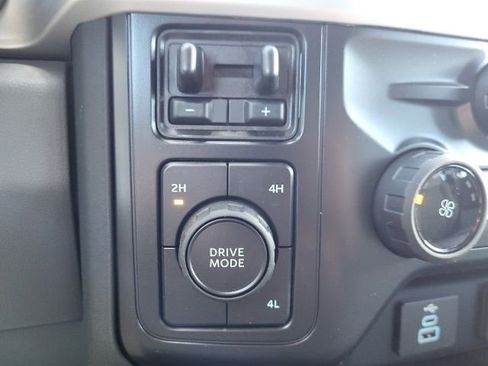 New 2026 Ford F250 XLT image 21