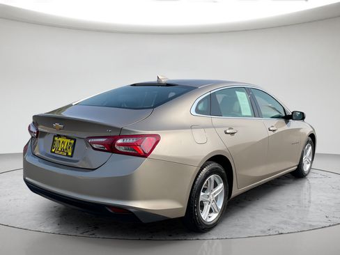 Used 2022 Chevrolet Malibu LT FWD image 3