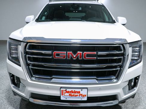 Used 2024 GMC Yukon SLT w/ Max Trailering Package AWD/4WD image 4