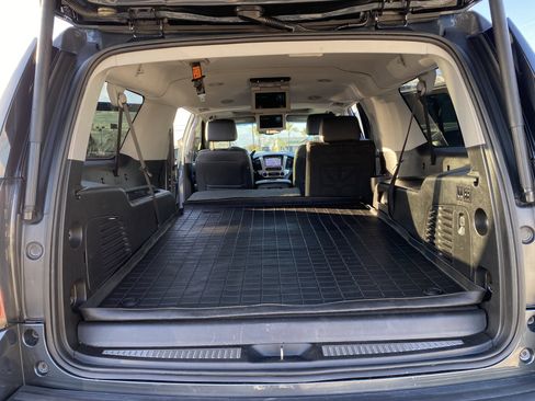 Used 2019 GMC Yukon XL SLT w/ Open Road Package image 17