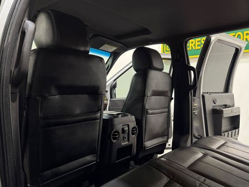 Used 2014 Ford F250 Platinum w/ FX4 Off-Road Package AWD/4WD image 17
