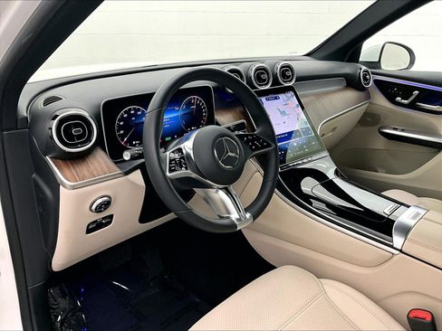 Certified 2025 Mercedes-Benz GLC 350e 4MATIC image 19