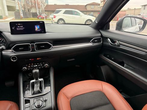 Used 2024 MAZDA CX-5 Carbon Edition image 15