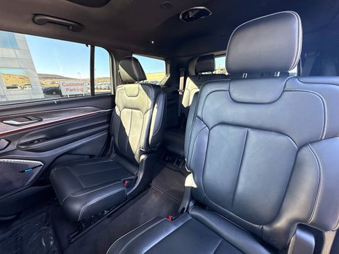 Used 2021 Jeep Grand Cherokee L Overland w/ Advanced Protech Group III image 15